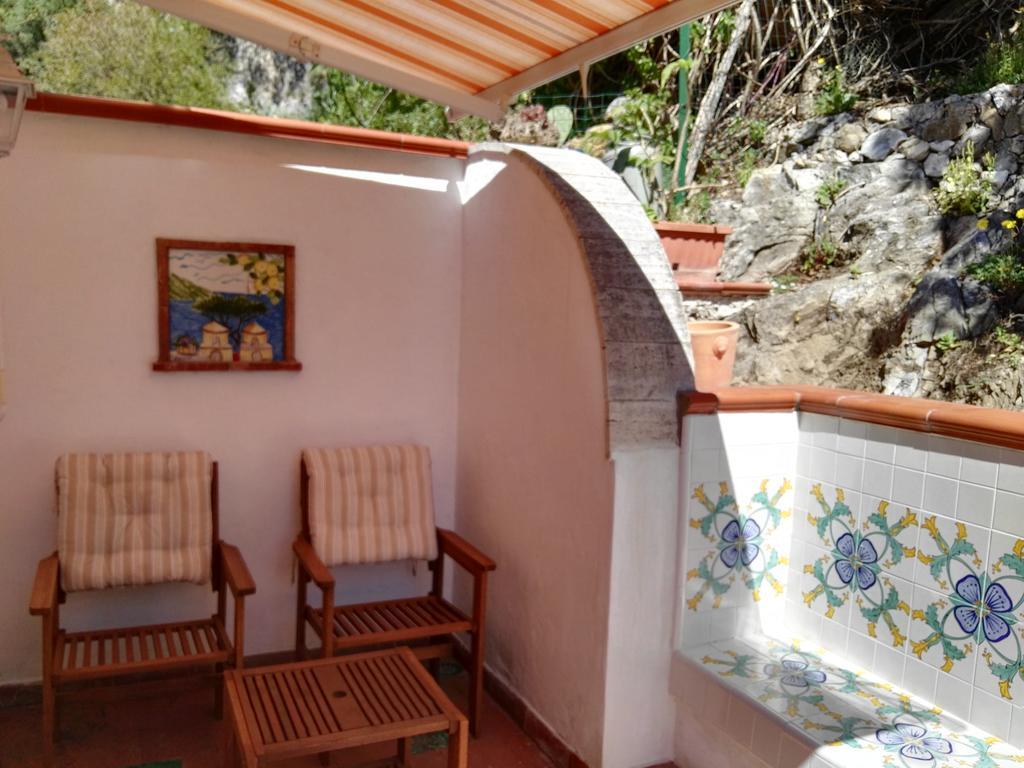 Casa Vacanze Bouganvillea Cetara Exterior foto